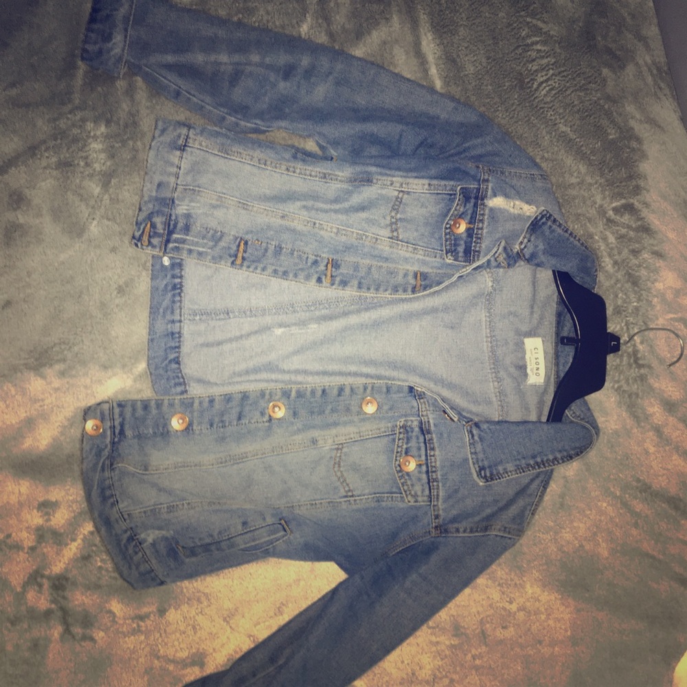 A cisono denim jacket ! - Picture 2 of 2